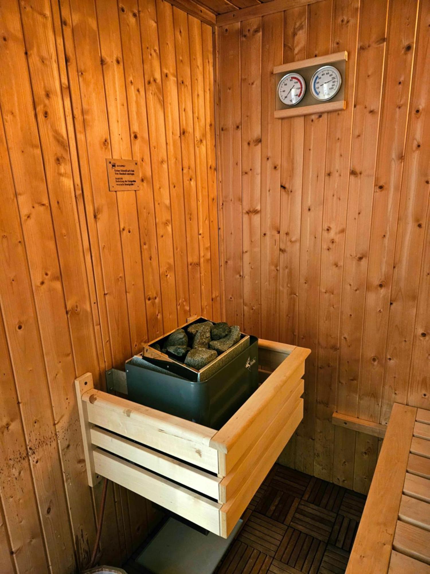 Gemuetliche Fewo Mit Sauna Inmitten Der Berge ميرنغن المظهر الخارجي الصورة