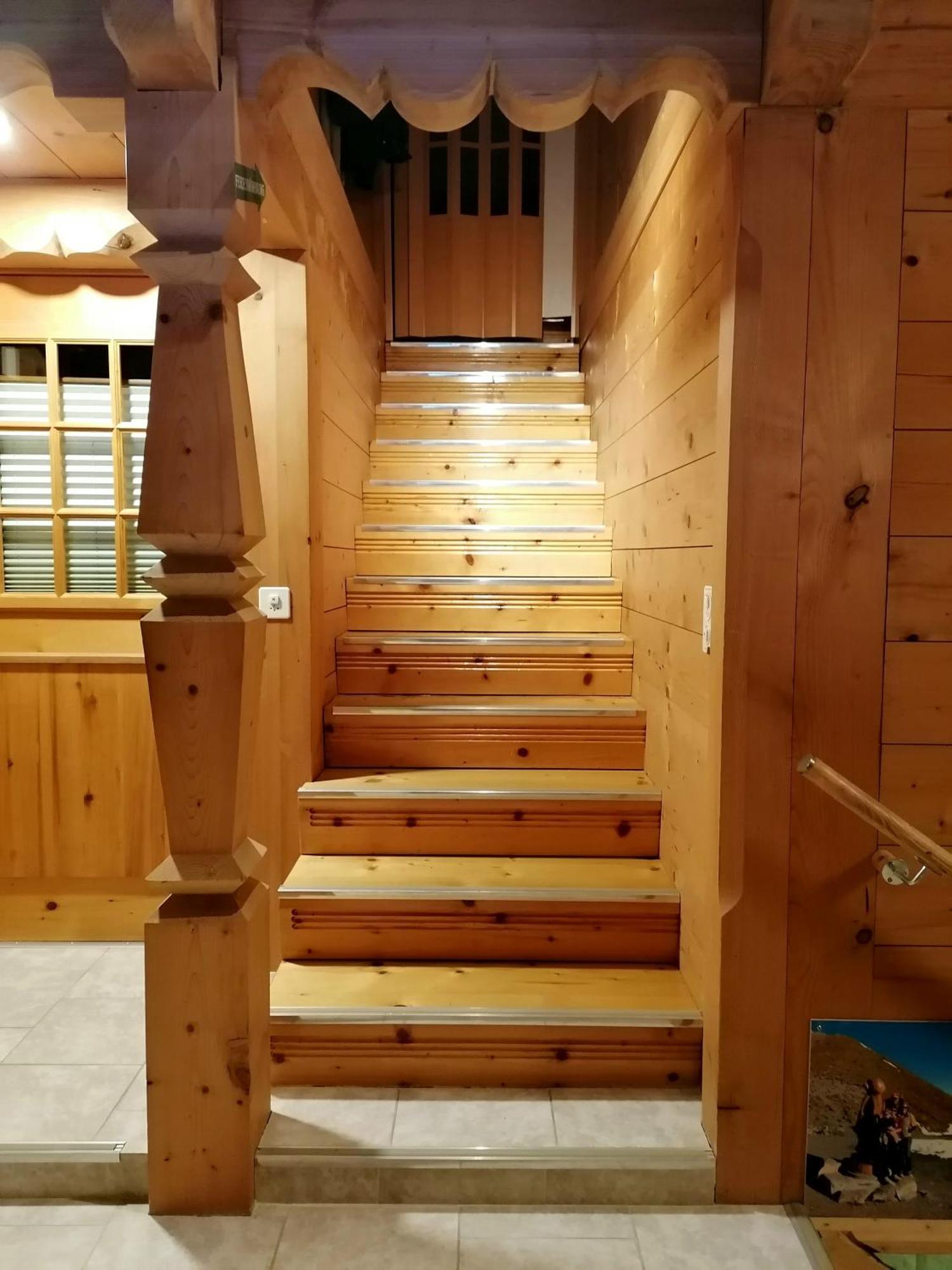 Gemuetliche Fewo Mit Sauna Inmitten Der Berge ميرنغن المظهر الخارجي الصورة